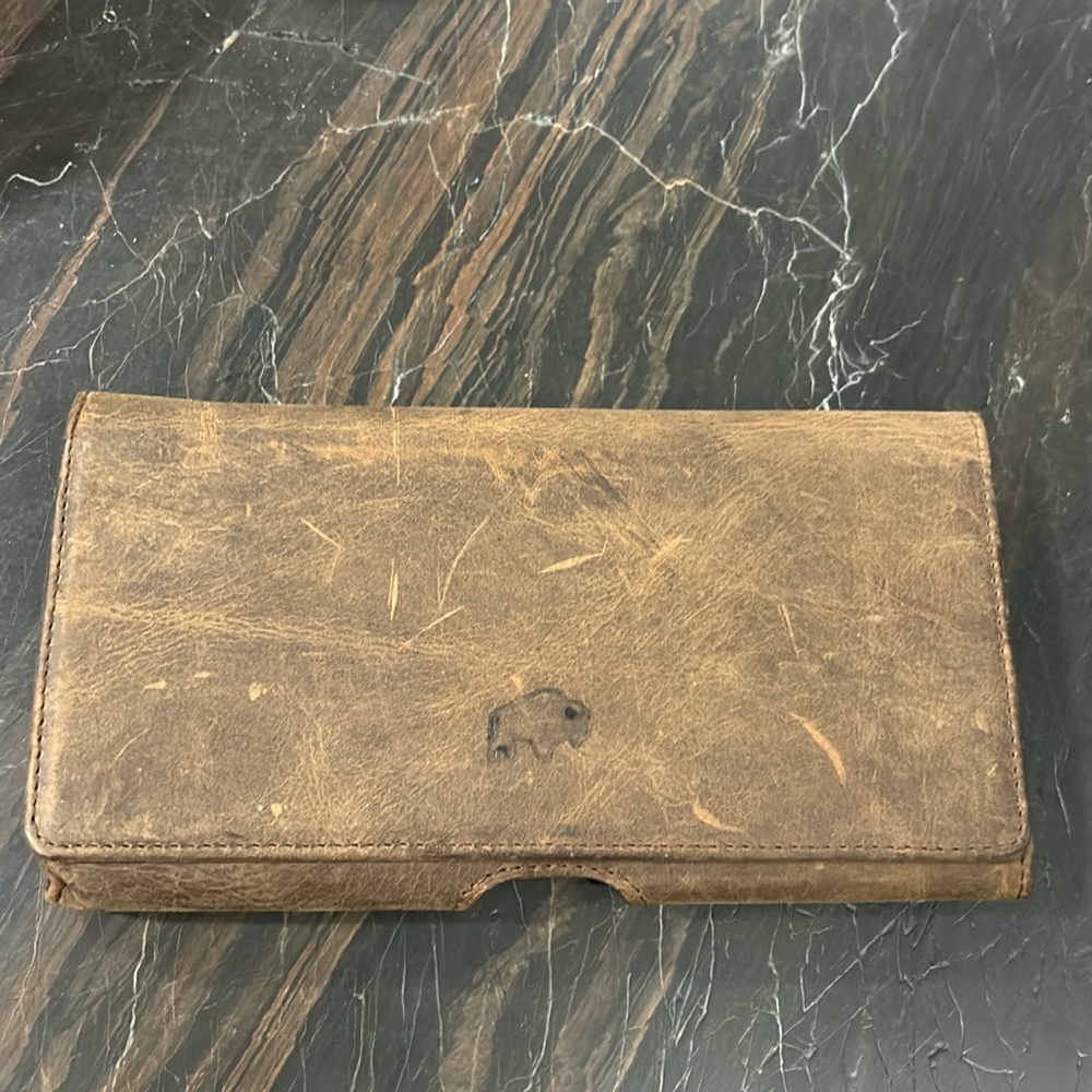 Black brook- buffalo leather belt clip phone case- NWOT
